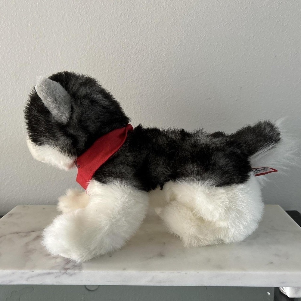NWOT Douglas Joli Cuddle Toy Husky 12" Plush Dog w/ Red Cabela's Bandana RARE